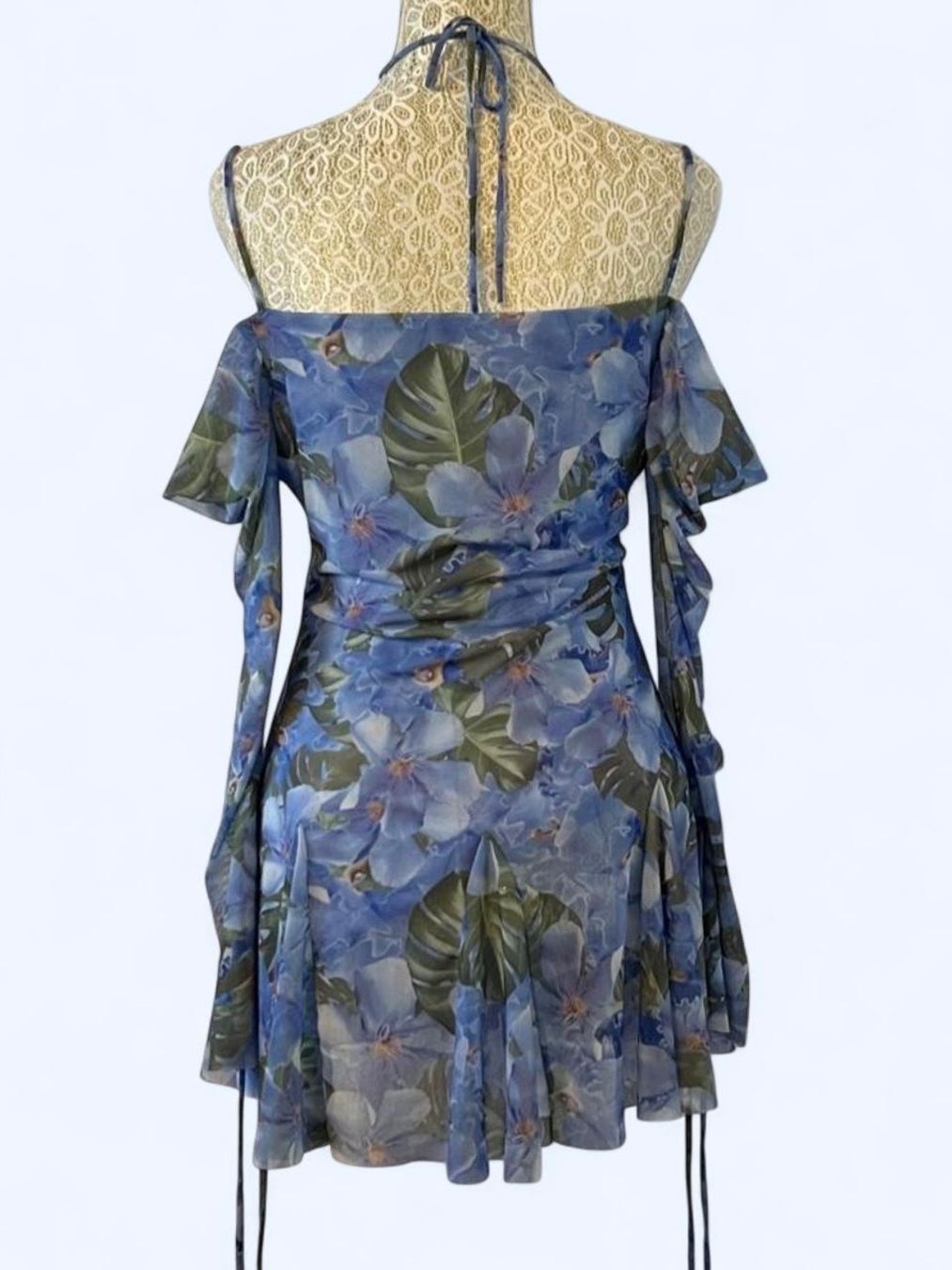 Zara Vestiti: Zara Blue floral mini dress – Nuovo (secondo la descrizione) da Otelfingen venduto da houseofstae 2