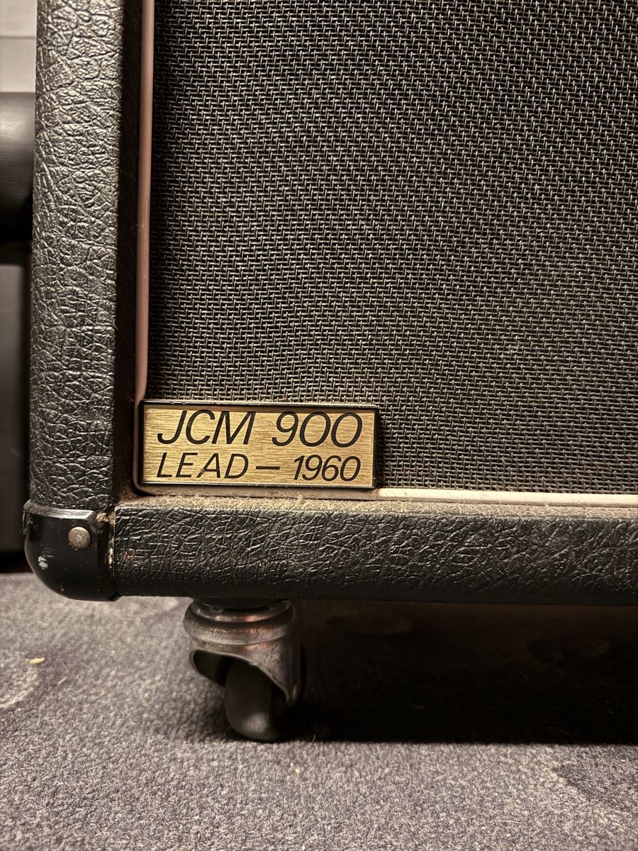 Marshall Amplificatori: Marshall JCM 900 Box 1960A – Usato da Murten venduto da Bigwave 1