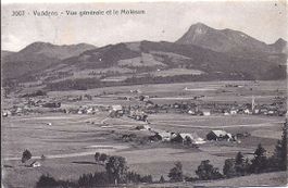 VUADENS, vue générale et le Moléson