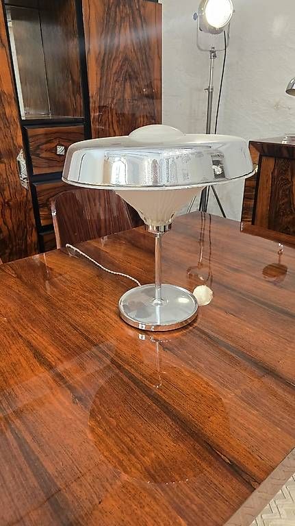 Lampade: Lampe art deco chromé et verre – Usato da Mollens VD venduto da espritartdeco 3