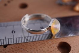 Opal      ring Grösse  Variabel     (Räumung!)