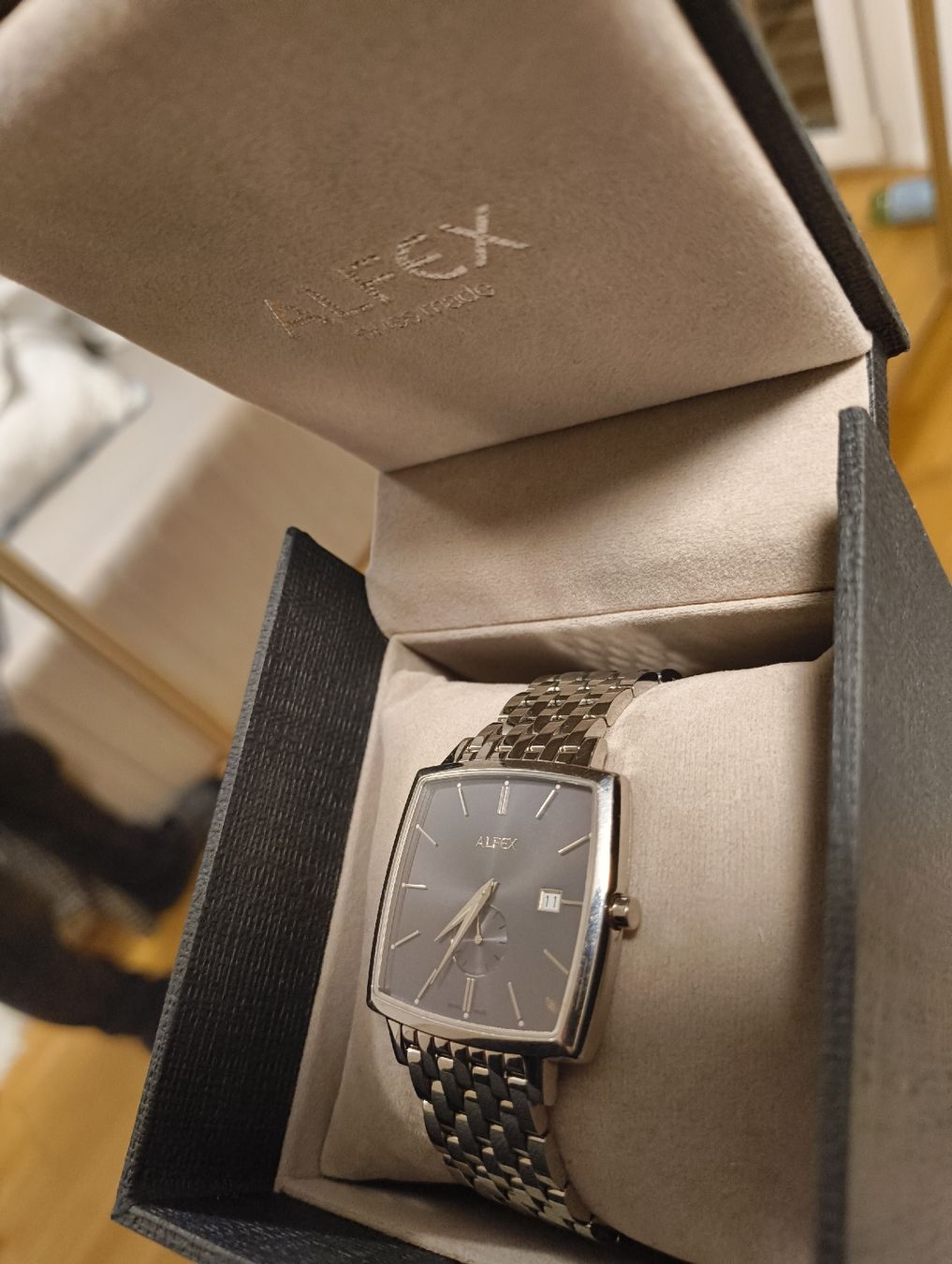 Alfex Uhren: Alfex Swiss Made Uhr Grau – Gebraucht aus Schönenwerd von FJHenao 3