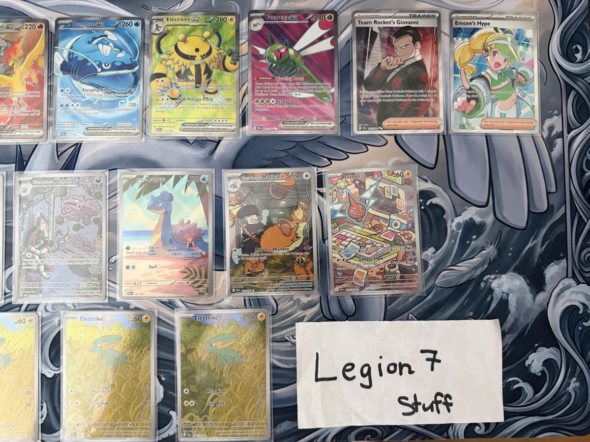 Pokémon Carte collezionabili: Pokemon TCG Destined Rivals Bundle – Nuovo (secondo la descrizione) da Lenzburg venduto da 7LegionStuff 3
