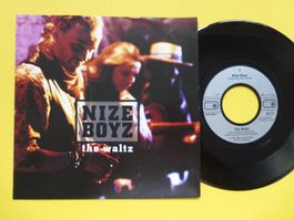 Nize Boyz – The Waltz