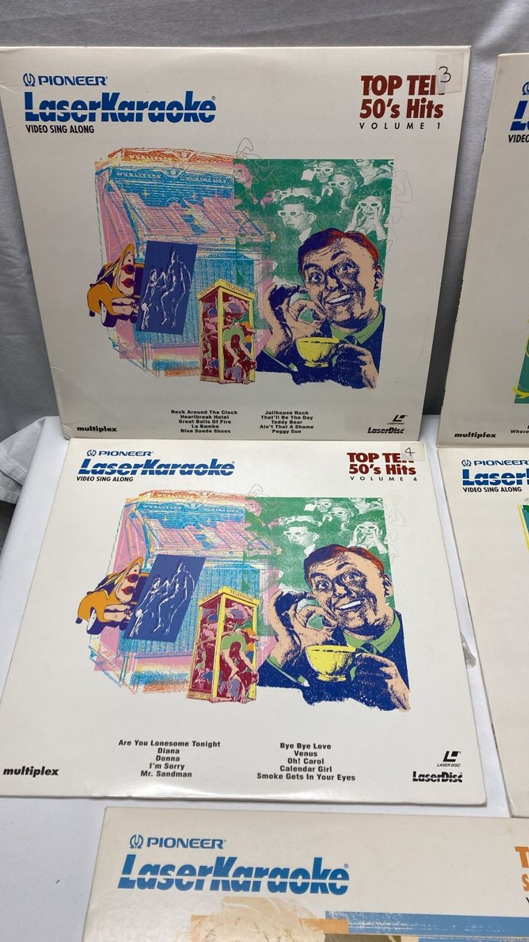Tutti i DVDs: 8 Laser Karaoke Disc – Usato da Dietikon venduto da Rima57 1