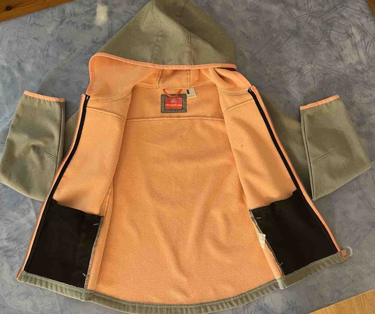 O'Neill Jacken & Mäntel: O'Neill Softshelljacke Gr. 140 – Gebraucht aus Steffisburg von Afrika82 1