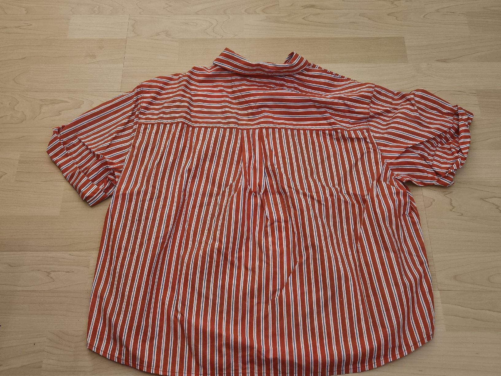 Camicette: Tommy Jeans Hemd rot-weiss gestreift Grösse S – Usato da Jonen venduto da Airspeed 1