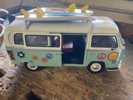 HippyBus