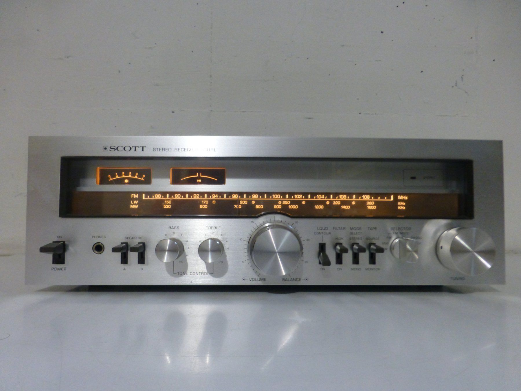Scott Amplificatori: Scott 330 RL klassischer Vintage-Stereo-Receiver – Usato da Fahrweid venduto da gruenezahn 3