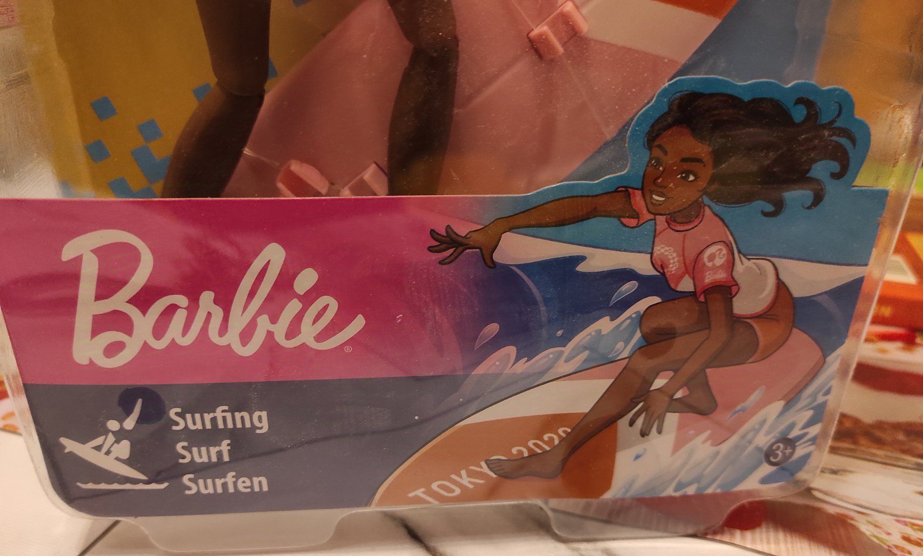barbie-olympic-games-tokyo-2020-surfer-doll-neu-und-originalverpackt