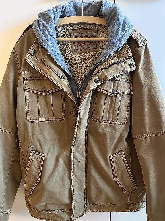 Jacken: Veste Levi'S – Neu und originalverpackt aus La Chaux-de-Fonds von dev_rv6d