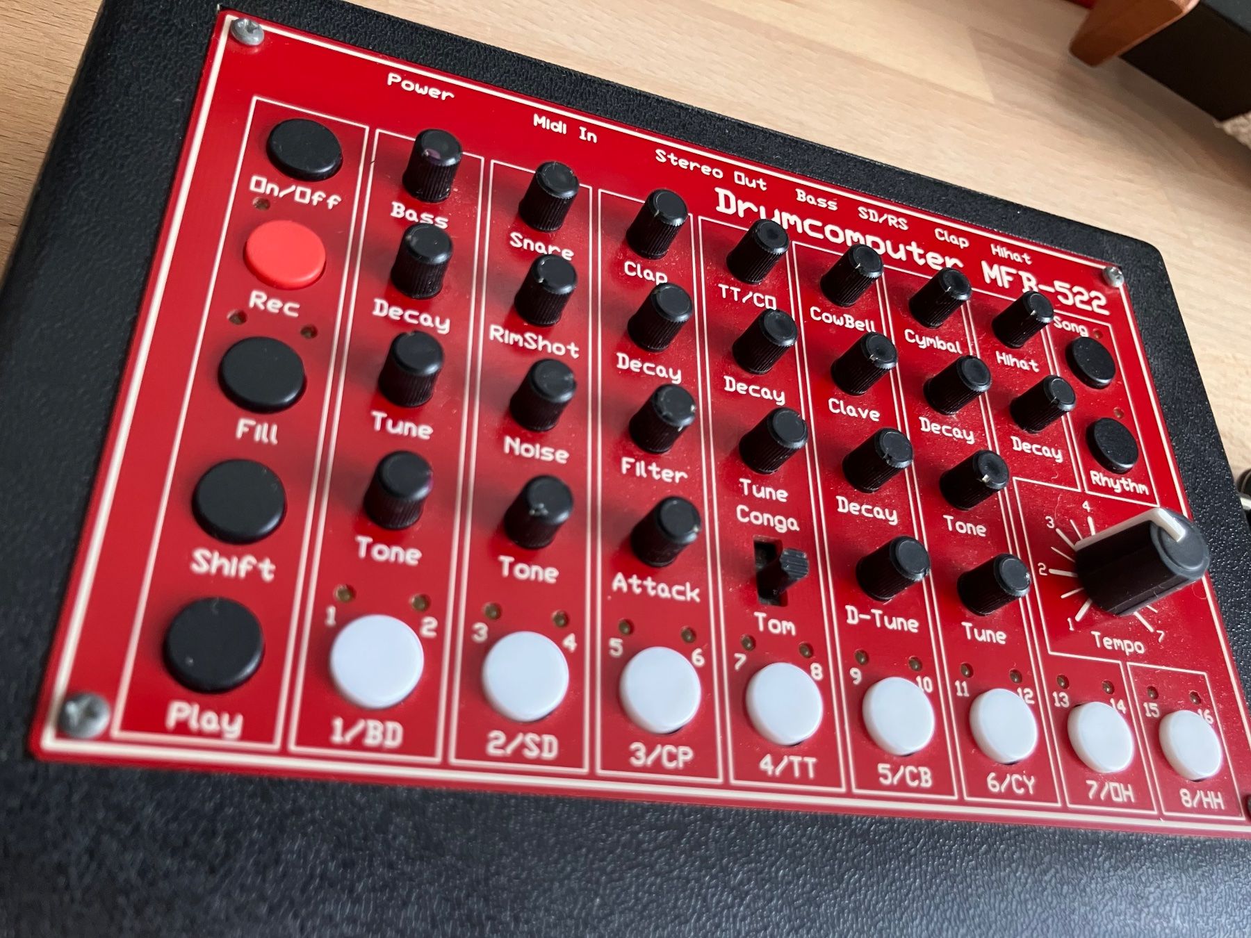 Strumenti musicali: MFB 522 - 808 Clone Analog Drum Maschine – Usato da St.Gallen venduto da koj_krw6 1