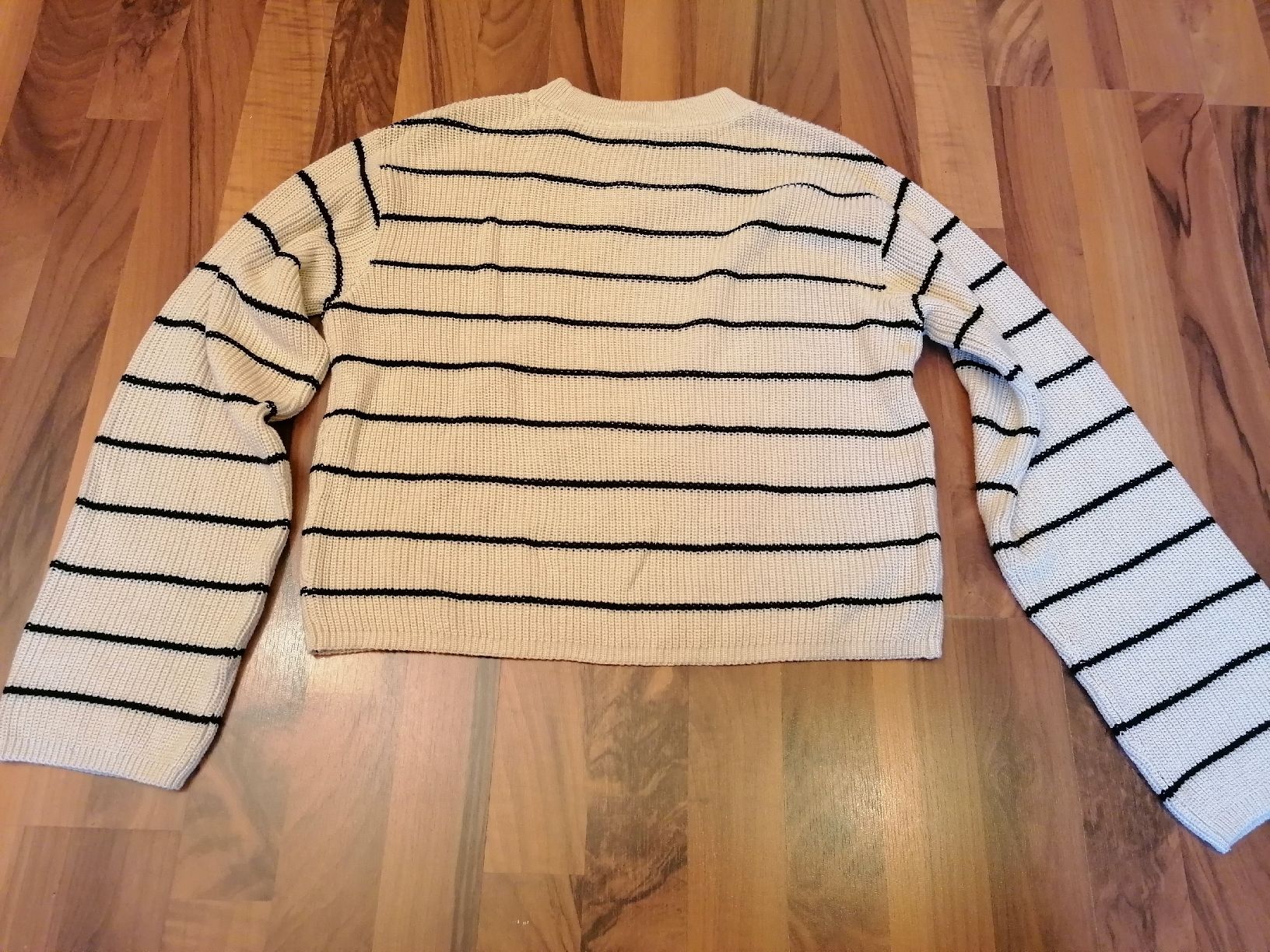 H&M Lotti & Set di vestiti: H&M Pulli-Set, 3 Stück, Gr. 158-170 – Usato da Wahlen b. Laufen venduto da Aweiss 3