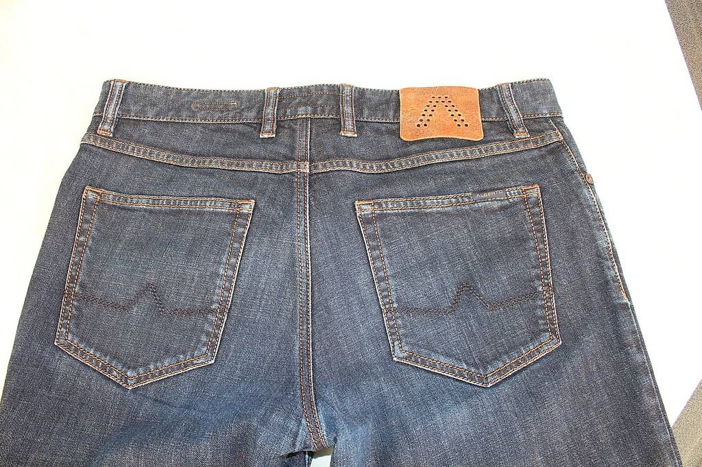 Jeans: Albero Jeans blau – Gebraucht aus Oberentfelden von leumar 1