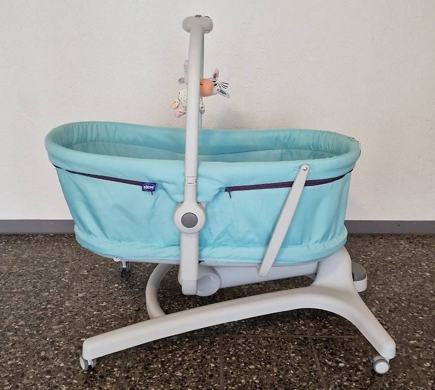 Letti: Chicco Baby Hug Babybett zu verkaufen – Usato da Aarwangen venduto da RDS-Rado 2
