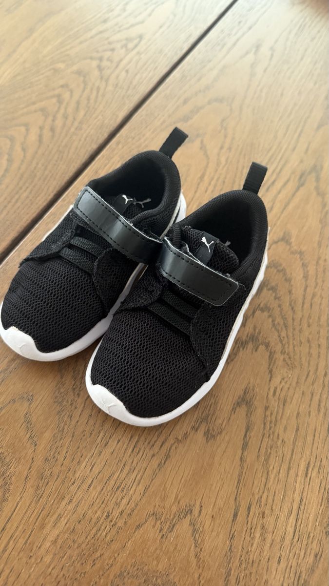Puma Schuhe für Jungen: PUMA Schuhe Schwarz Kinder – Gebraucht aus Sennhof Winterthur von bibo11