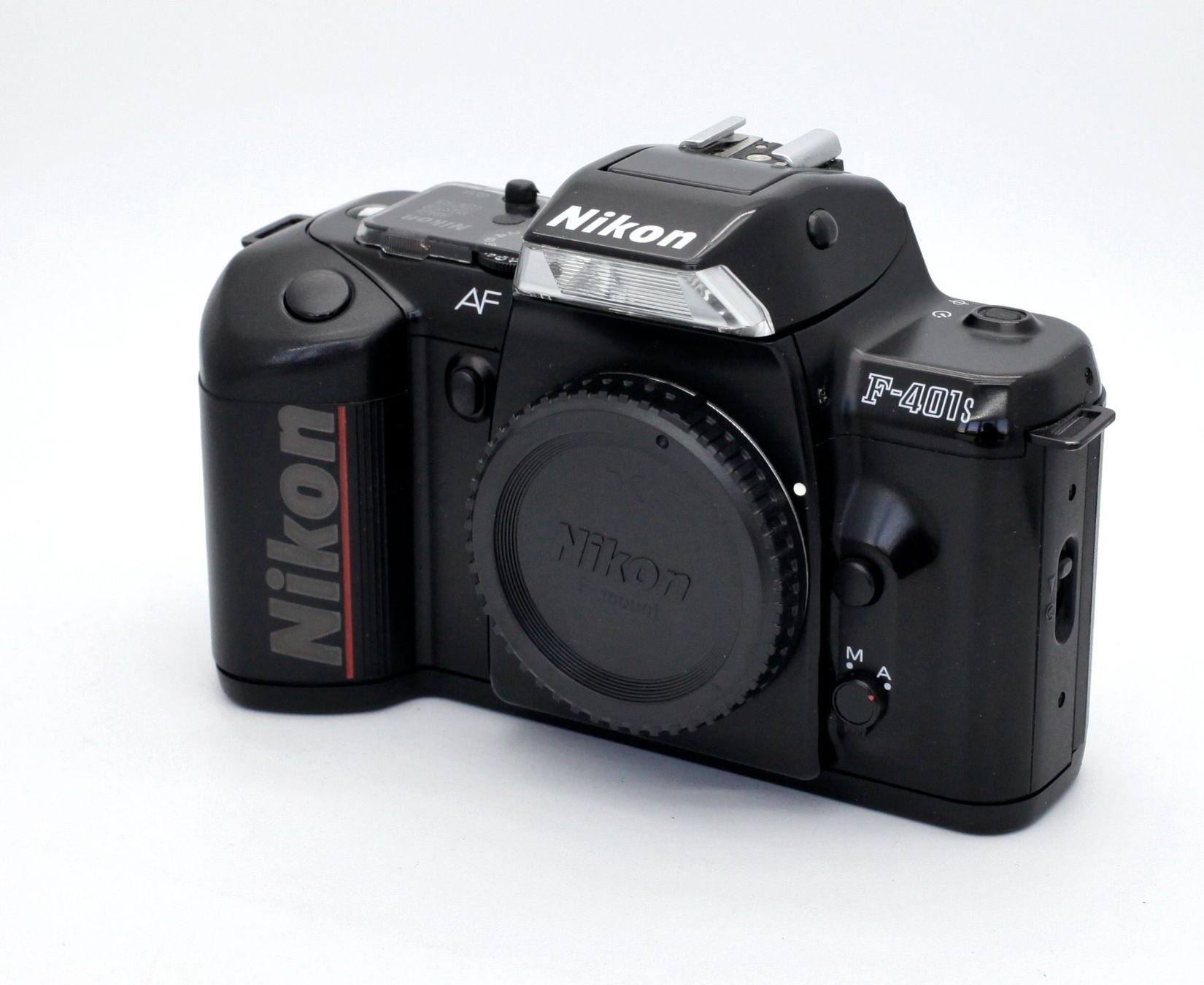 Nikon Appareil photo: Nikon F-401s Body – D'occasion à Birsfelden par Foti-Virus 5
