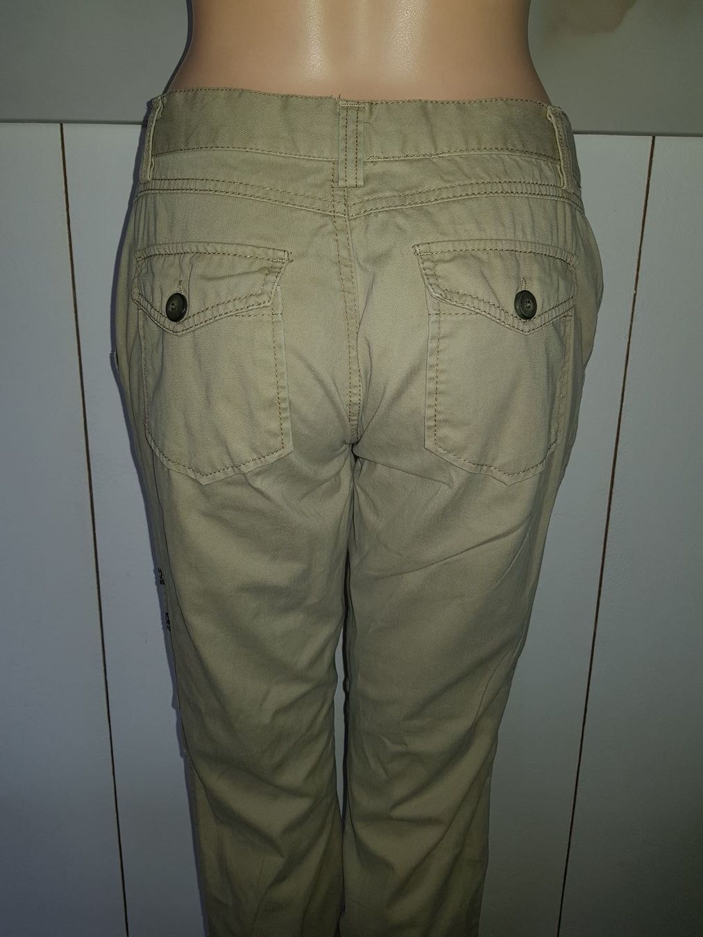 Hosen: AMISU Pantalon / Hose Taille / Grosse 36 – Gebraucht aus Cossonay-ville von Super-Price-Quality 7