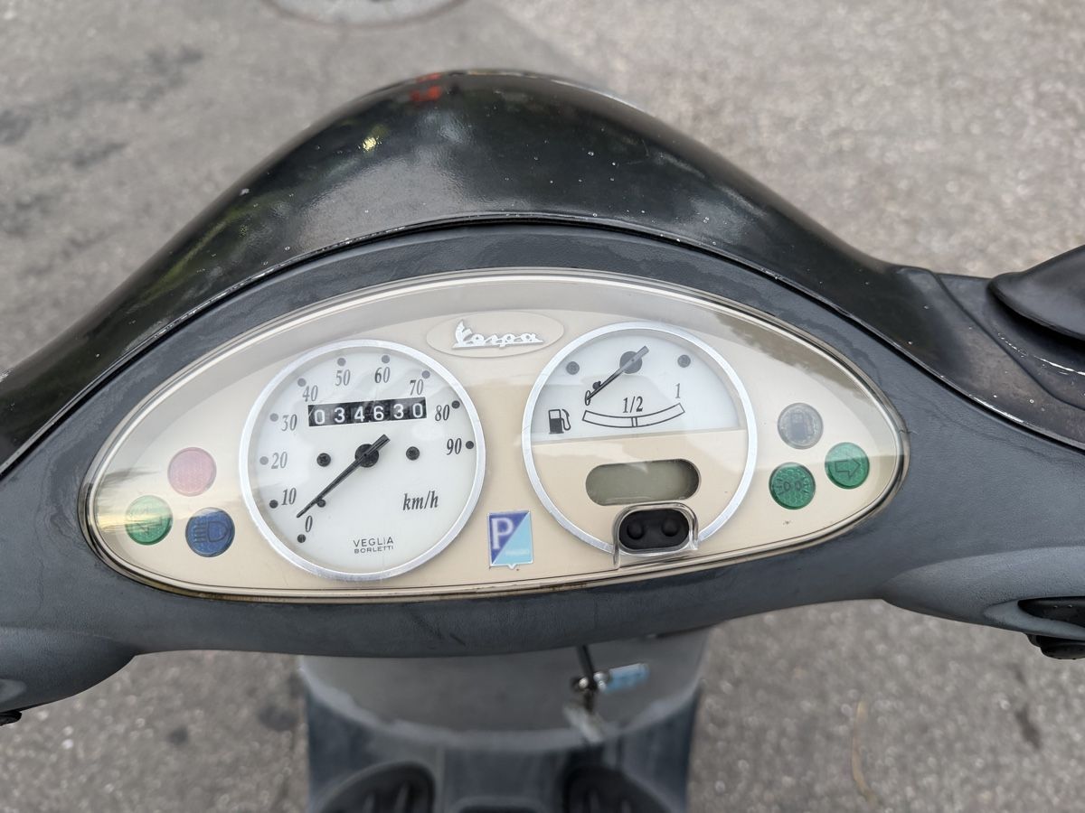 Piaggio Scooter: PIAGGIO Vespa 50 ET4 – Usato da Zullwil venduto da aut_6s56 3