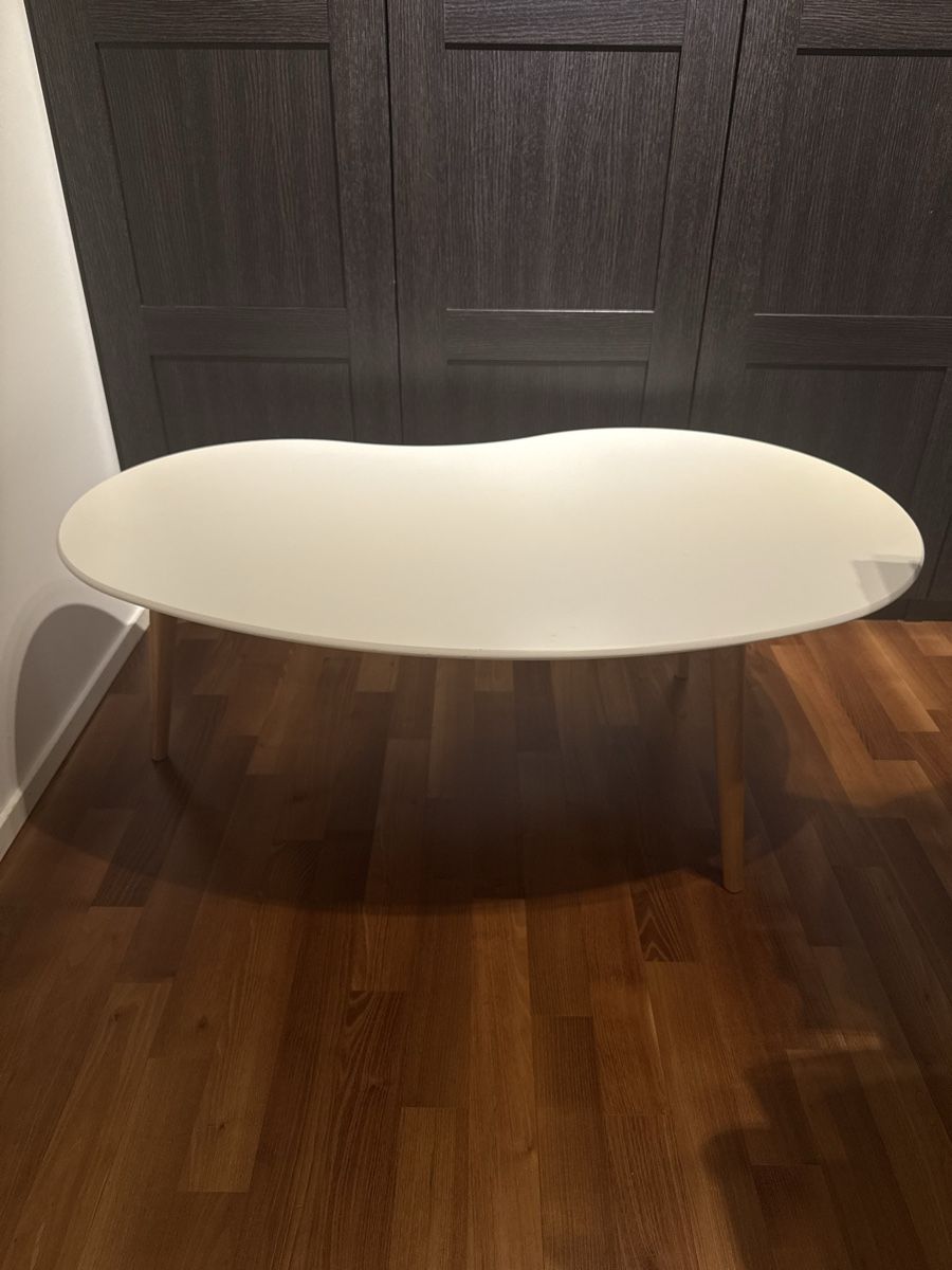 Tavoli: Couchtisch weiss in organischer Form – Usato da Zürich venduto da rja_t7bx