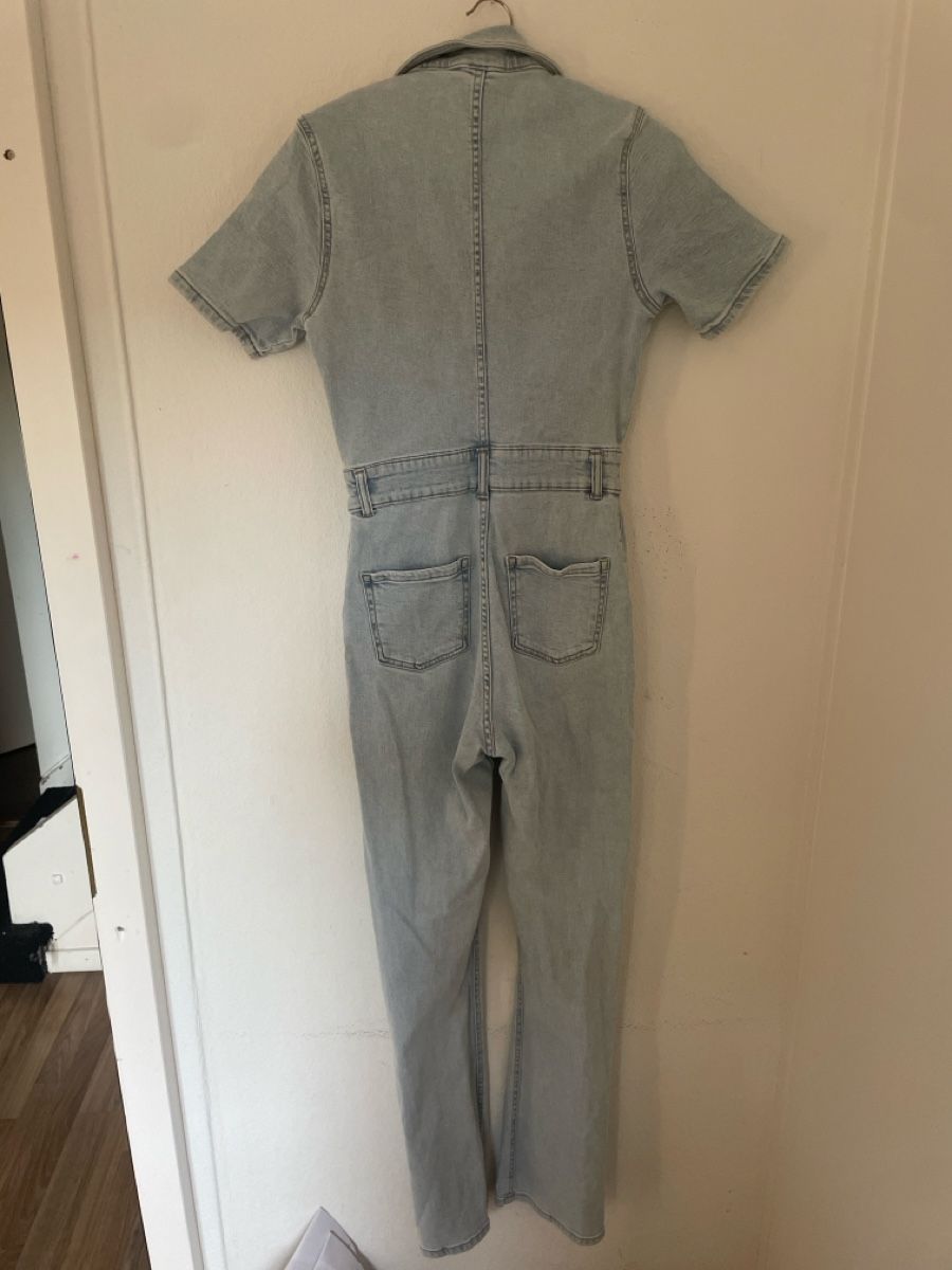 Stradivarius Jumpsuits: Jeans Jumpsuit - Einteiler – Neu (gemäss Beschreibung) aus Aarau von est_x5vz 1