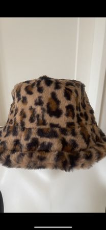 Leoparden-Kunstpelz-Hut 57/58 neu/ SVP lisez bien le texte