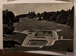MACOLIN MAGGLINGEN Schwimmbad modern