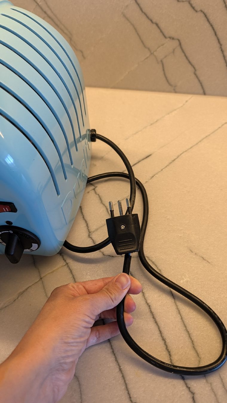 Appareils de cuisine: Dualit Toaster blue 2-slice, good condition – D'occasion à Thalwil par nin_ng2b 3
