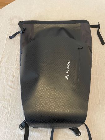 Gepäckträckertasche + Rucksack - Vaude Aqua Transformer 2in1