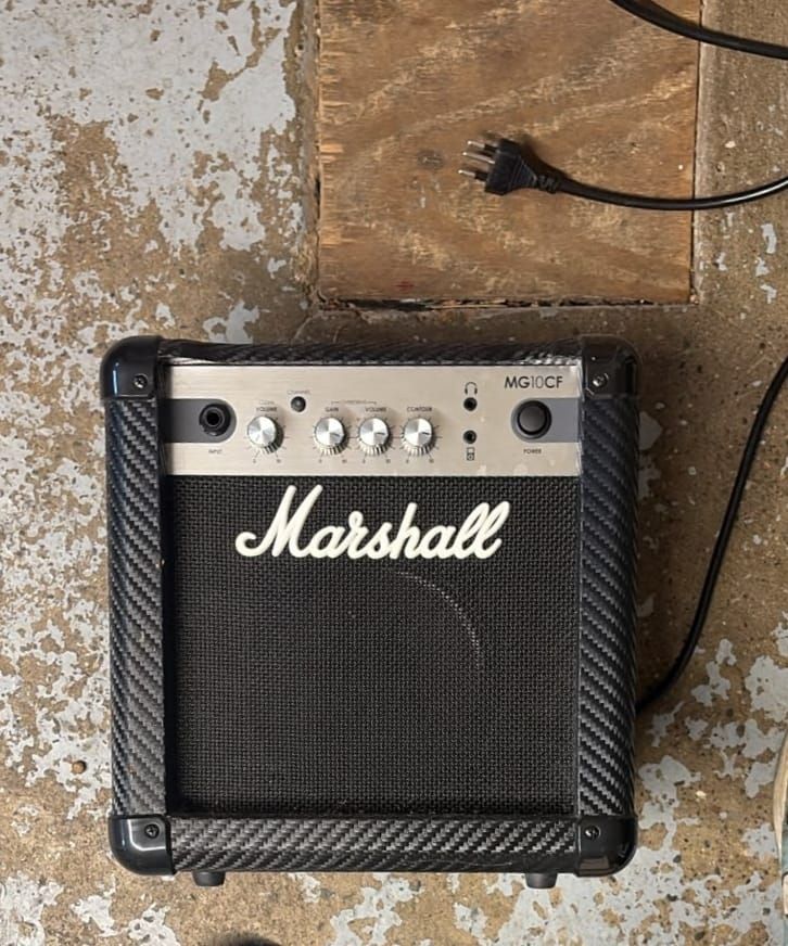 Marshall Musikinstrumente: E-Gitarren – Gebraucht aus Sursee von mxl_9cd9 4