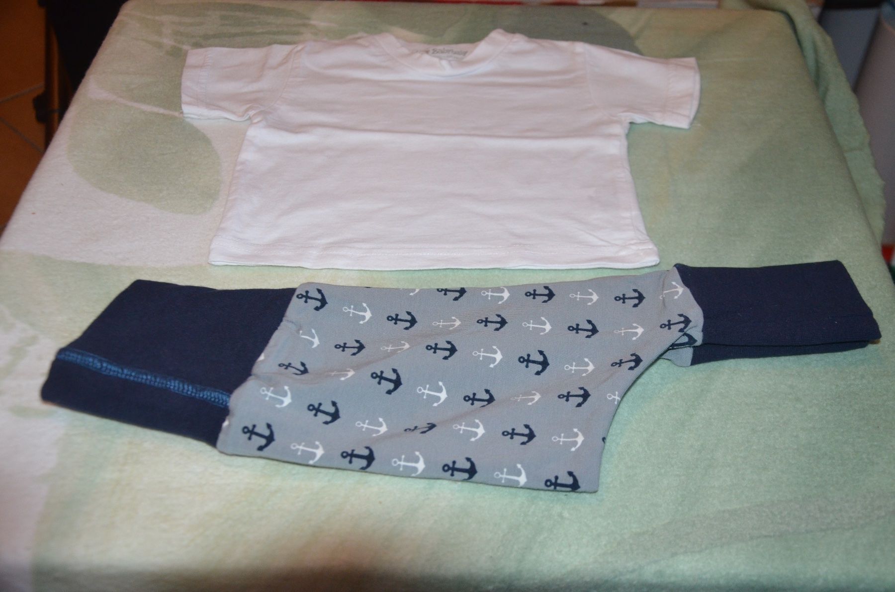 Lotti & Set di vestiti: TAILLE 50-56 – Usato da Chiasso venduto da Dolly015