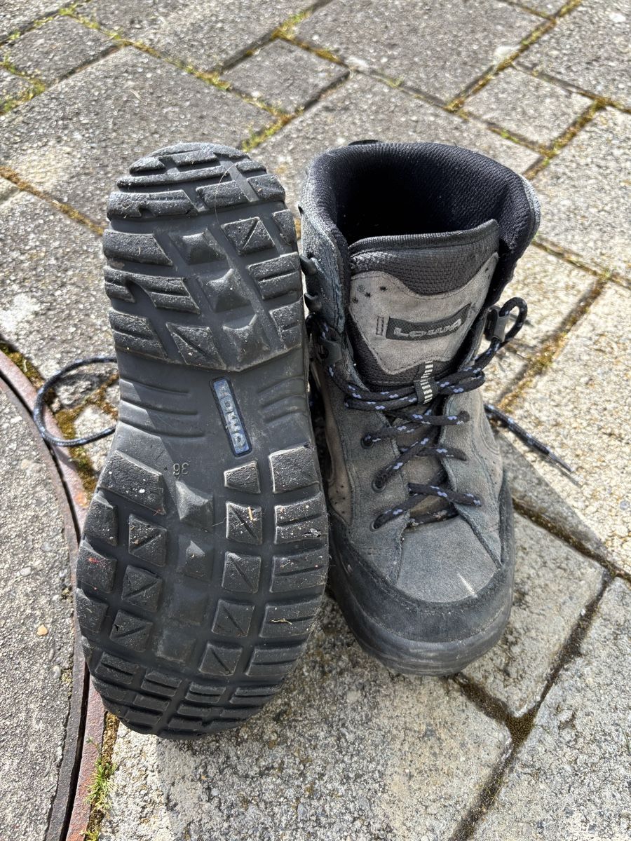 Lowa Scarpe per ragazzi: Lowa Wanderschuhe - Junior Grösse 36 – Usato da Wetzikon ZH venduto da ger_yvd6 2