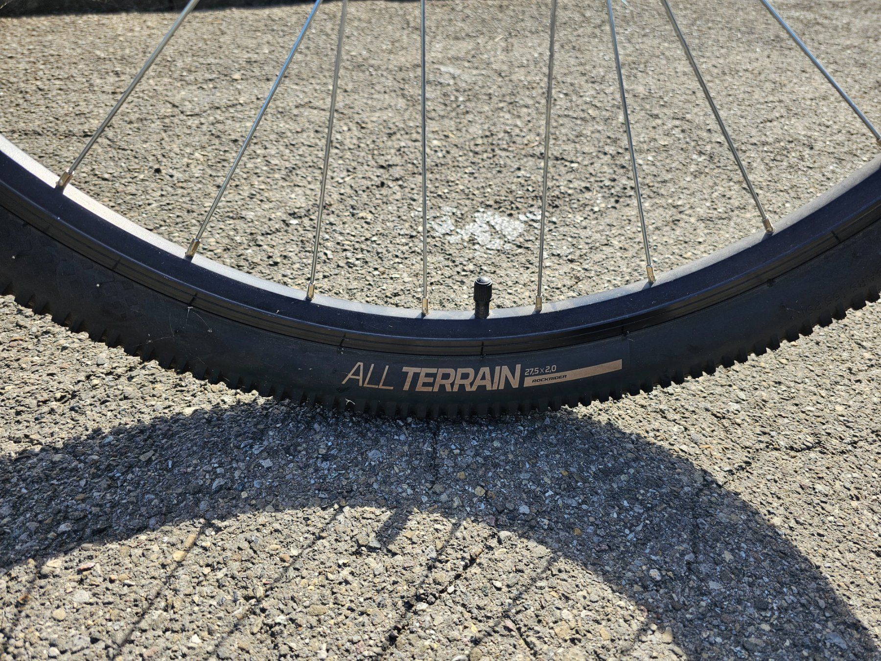 Decathlon Velos: Mountainbike Decathlon ST100 Rockrider 27.5" (praktisch Neu) – Gebraucht aus Nürensdorf von AntonioAE 6