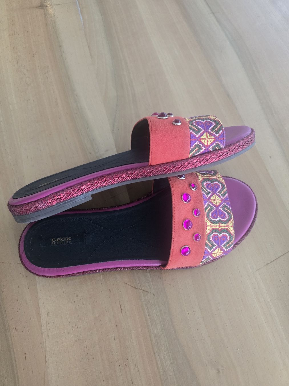 Geox Scarpe da donna: Geox Pantoletten,  Gr.37 neuwertig – Nuovo (secondo la descrizione) da Rorschacherberg venduto da Olgamedved 6