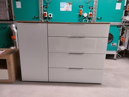 Kommode weiss mit Holzoptik