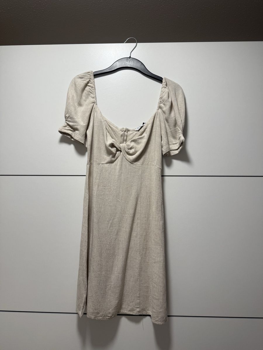 Stradivarius Vestiti: Stradivarius Linen Blend Mini Dress – Nuovo (secondo la descrizione) da Goldach venduto da le7lum