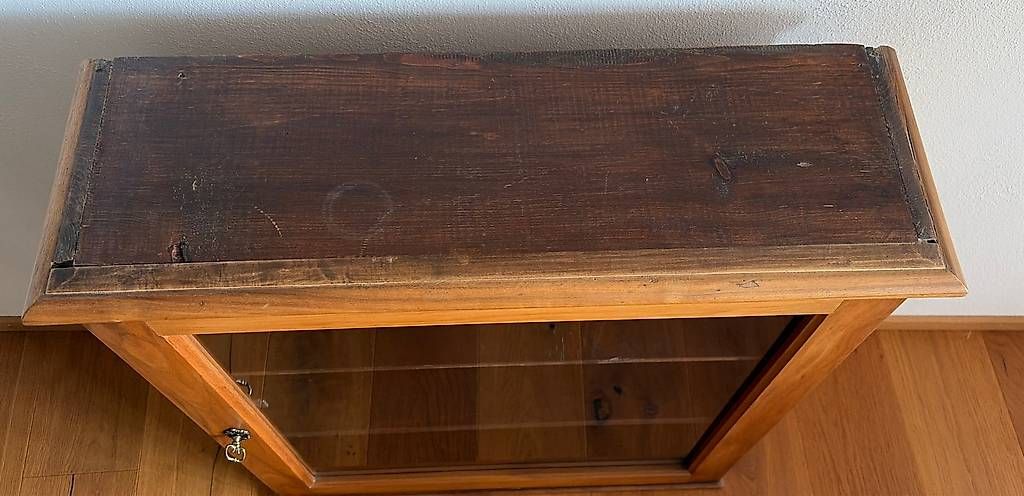 Vetrine: Schöner, hergerichteter Vitrinenschrank – Usato da Wiedlisbach venduto da lea_b5hg 1