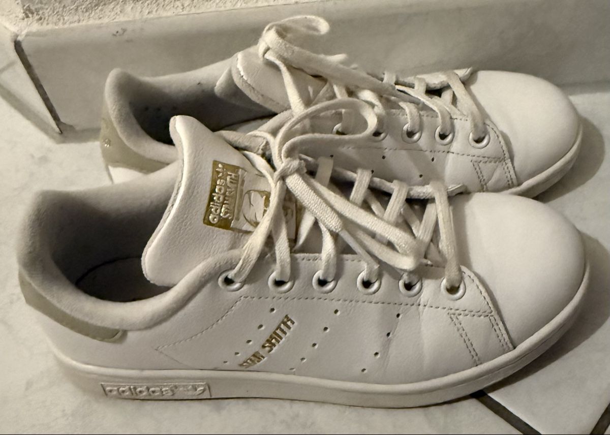 Adidas Scarpe da donna: Adidas Stan Smith 37 1/3 – Nuovo (secondo la descrizione) da Luzern venduto da CocoLoco82