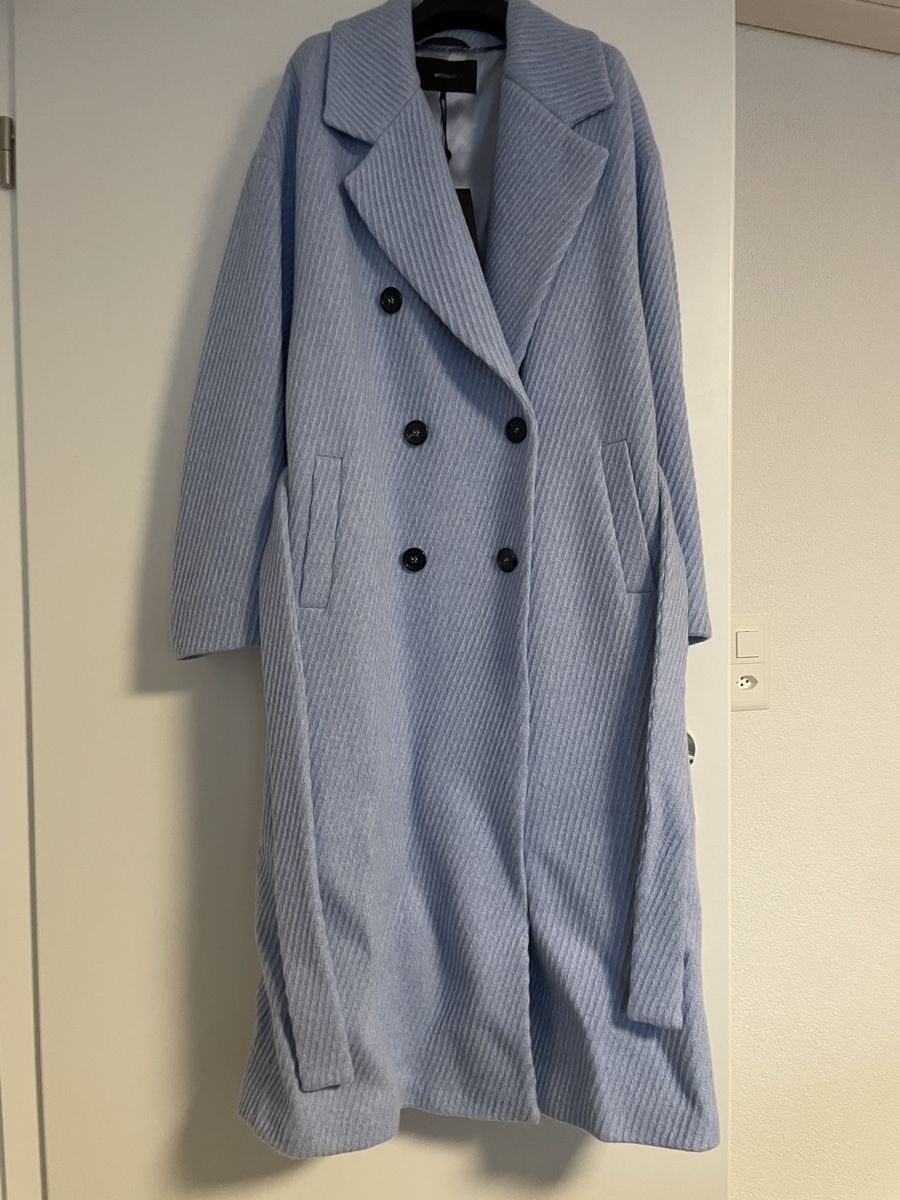 Windsor Cappotti: Wintermantel von Windsor, hellblau, Gr. 40 , neu! – Nuovo (secondo la descrizione) da Ennetaach venduto da Ustraessle 2