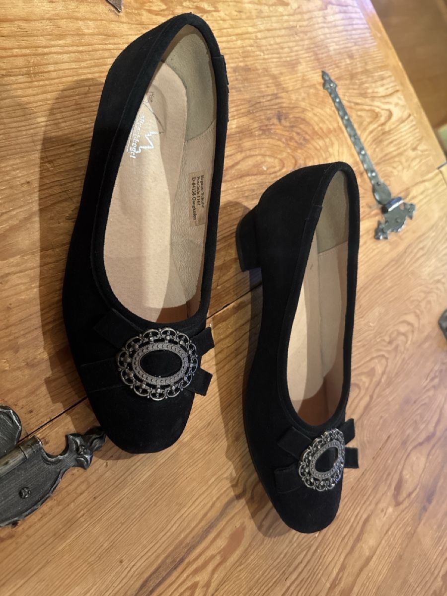 Scarpe da donna: Hirschkogel Ballerina schwarz Gr. 39 – Usato da Mauren venduto da ducducturi 4