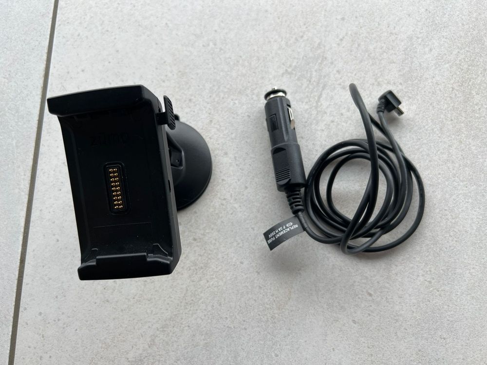 Autohalterung für Garmin Zümo 590 / 595 Kaufen auf Ricardo