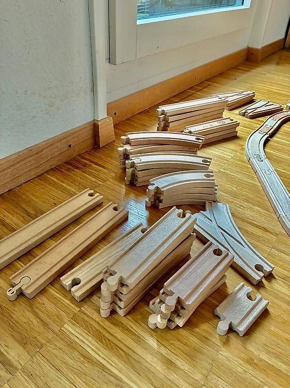Giocattoli: Train en bois (marques differentes) – Usato da Geneva venduto da mar_lmq2 1