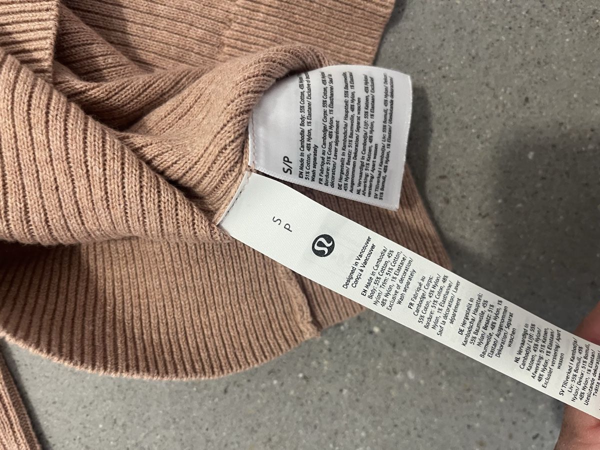 Lululemon Maglioni & Felpe: Lululemon Pullover – Nuovo (secondo la descrizione) da Dottikon venduto da kat_jk9m 2
