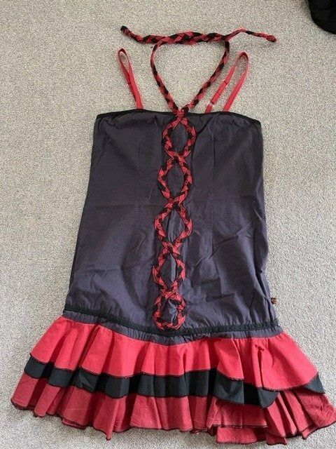 Vestiti: Kleid Gr S – Usato da Rekingen AG venduto da Barmaleus 1