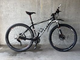 Mountainbike Cube Attention