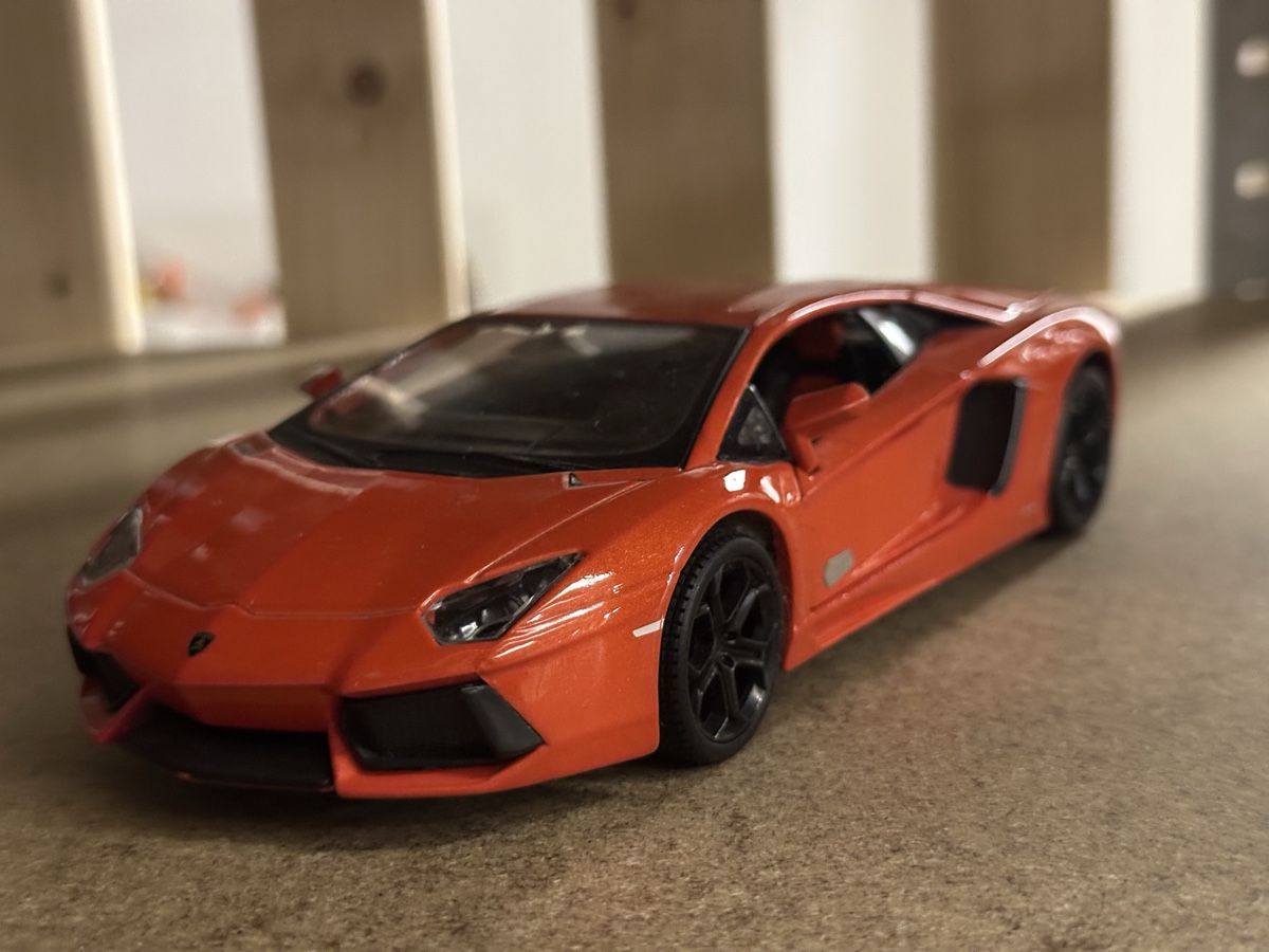 Lamborghini Modellini d'auto: Lamborghini Aventador Modellauto orange – Usato da Zürich venduto da ner_j6xn