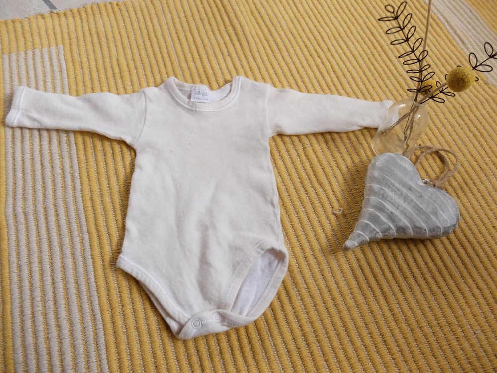 white flip flop bulk