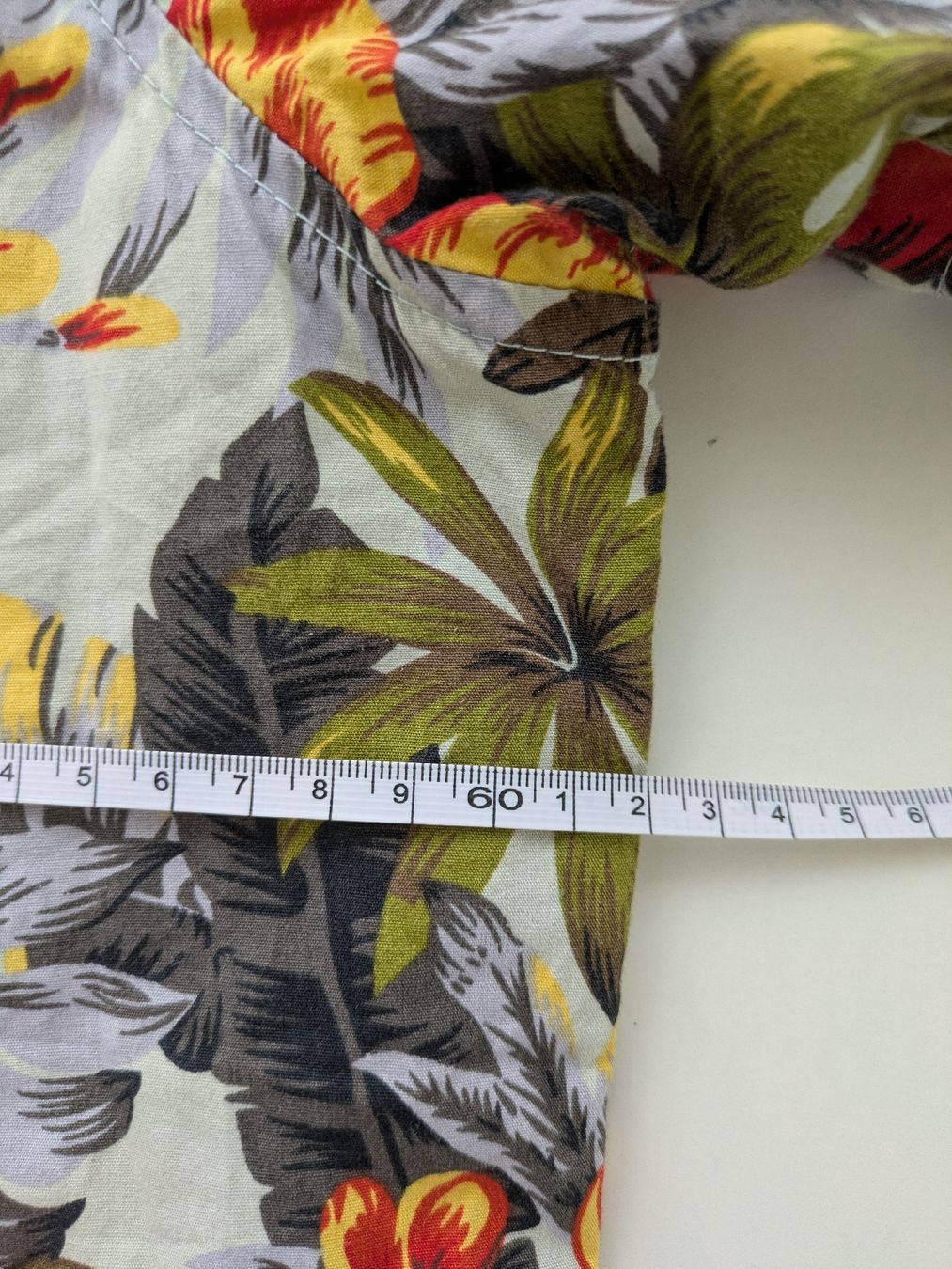 Hemden: Herren Hemd Kurzarm Grösse XL Blumenmuster  – Gebraucht aus Rorschach von joh_v2y2 5