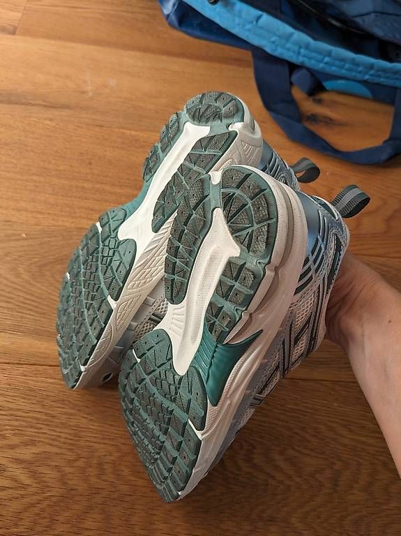 Scarpe da donna: Beach Mountain 38 NEU Sneaker Turnschuhe – Nuovo e nell'imballaggio originale da Bremgarten b. Bern venduto da Kalamaki 3
