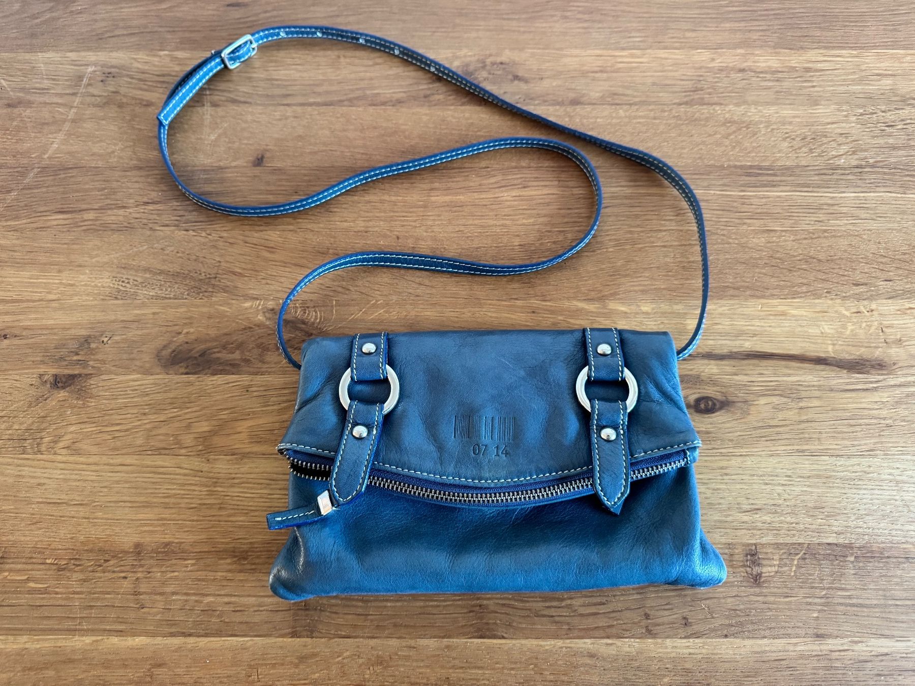 07 14 Sacs femmes: Tasche von 0714 – D'occasion à frauenfeld par pipi018